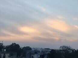 दिनभर छाए रहे बादल, कई बार हुई हल्की बूंदाबांदी