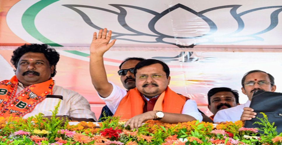 केरल में नितिन नवीन ने राहुल गांधी पर साधा निशाना और कहा- वे मैच-फिक्सर हैं, लोगों के लिए कुछ नहीं किया