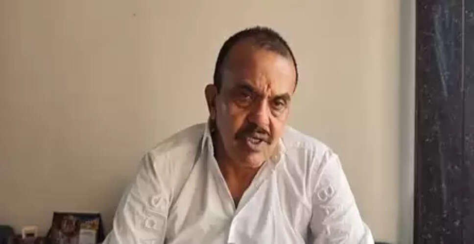 शिवसेना प्रवक्ता की कांग्रेस को सलाह, नकारात्मक प्रचार छोड़ जनता के लिए करें काम, तभी मिलेगा साथ