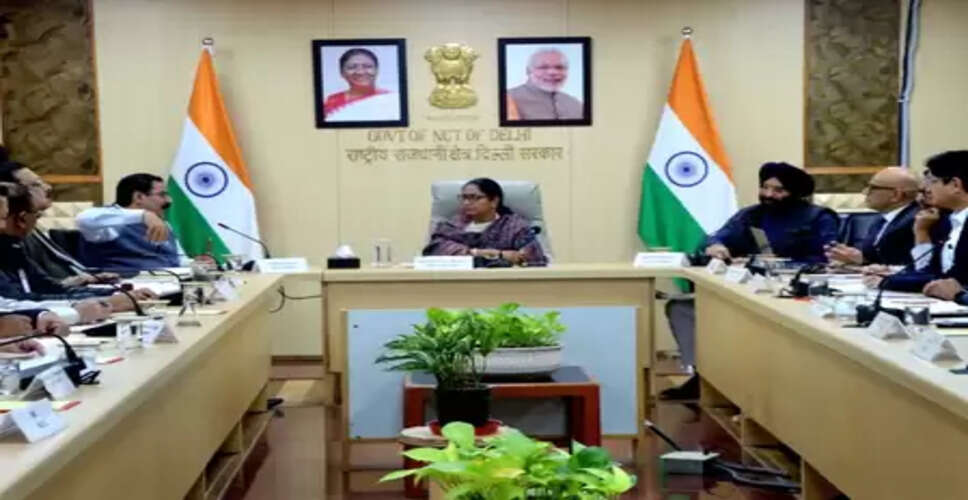 दिल्ली: सफाई में कोताही बरतने वाले सरकारी संस्थानों से वसूला जाए जुर्माना, सीएम रेखा गुप्ता का निर्देश