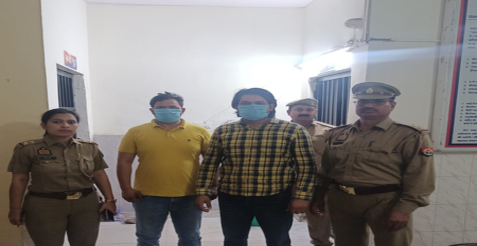 नोएडा : कंपनी के वरिष्ठ अधिकारी से मारपीट और लूट, दो आरोपी गिरफ्तार, लाखों की रकम बरामद