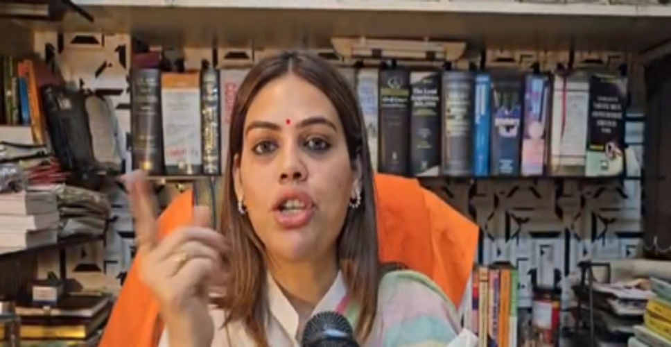 'ममता बनर्जी ने मुसलमानों को कहीं का नहीं छोड़ा' , नाजिया इलाही खान ने दर्ज कराई शिकायत