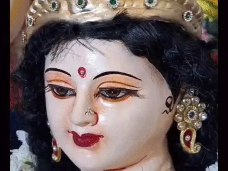 13 साल से गणपति बप्पा की भक्ति में जुटी रीना साहू, निस्वार्थ सेवा बनी आस्था की मिसाल