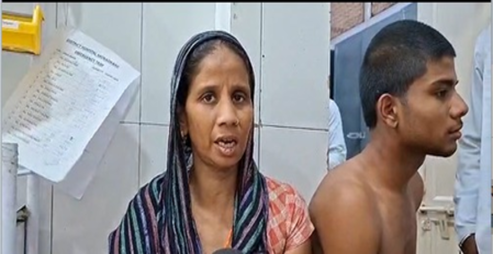 मुरादाबाद : प्रेमिका का शादी से इनकार, नाराज प्रेमी ने खुद पर पेट्रोल डालकर की खुदकुशी की कोशिश