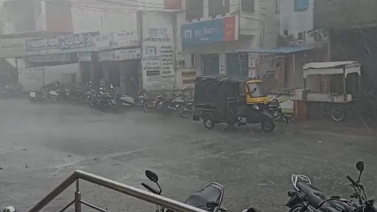 राजस्थान में मौसम का दोहरा असर, वीडियो में जाने आंधी-बारिश के बीच गर्मी बरकरार, कई जिलों में अलर्ट जारी