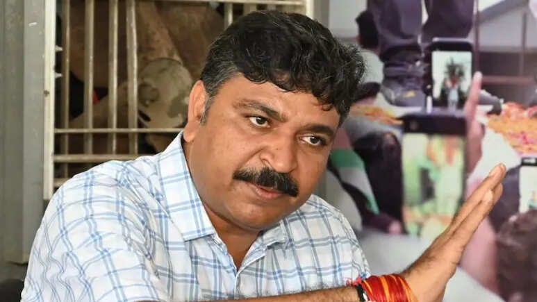 राजस्थान विधानसभा में नेता प्रतिपक्ष जूली का केंद्र और राज्य सरकार पर आरोप: जनता की चिंताओं की अनदेखी