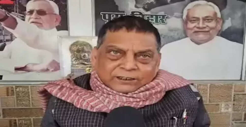 मंदिर-मस्जिद के नाम पर सियासत करना गलत: नीरज कुमार