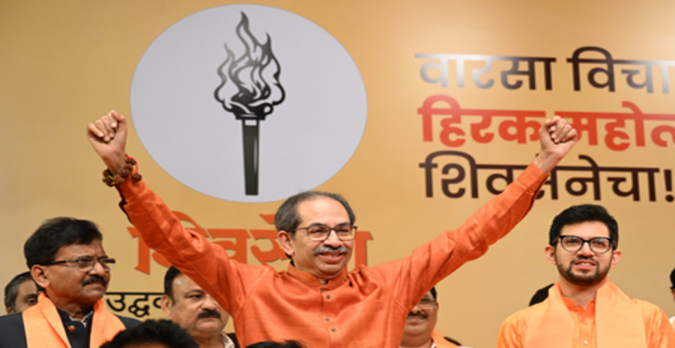 महाराष्ट्र: दल-बदल करने वाले सांसदों के निर्वाचन क्षेत्रों का दौरा करेंगे उद्धव ठाकरे