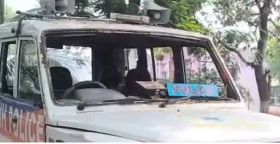 झारखंड के गिरिडीह में पुलिस टीम पर हमला, फरार हुआ साइबर अपराधी