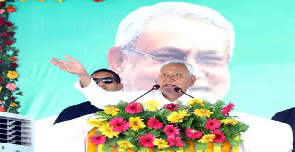 समृद्धि यात्रा: सीतामढ़ी और शिवहर में सीएम नीतीश कुमार ने विकास योजनाओं की समीक्षा की