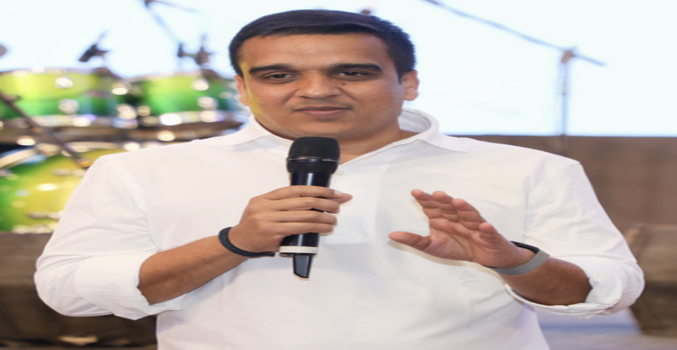 एसआरटी10 अल्टेवोल सेंटर ऑफ एक्सीलेंस के लॉन्च इवेंट में शामिल हुए हर्ष संघवी, जय शाह और सचिन से की खास मुलाकात