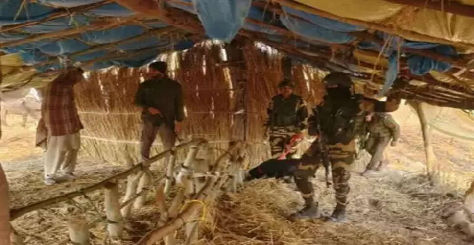 जम्मू: बीएसएफ ने पुलिस के साथ चलाया सर्च अभियान, सीमा सुरक्षा को मजबूत बनाना लक्ष्य