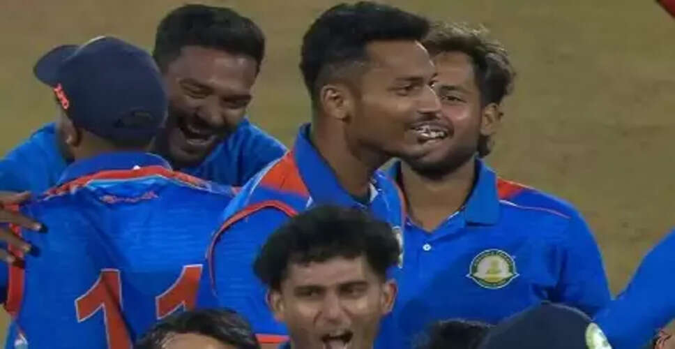 विजय हजारे ट्रॉफी: विदर्भ पहली बार चैंपियन बनी, फाइनल में सौराष्ट्र को 38 रन से हराया