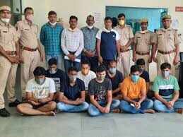 करोड़ों का ऑनलाइन क्रिकेट सट्टा रैकेट पकड़ा गया, फुटेज में देंखे 5 आरोपी गिरफ्तार