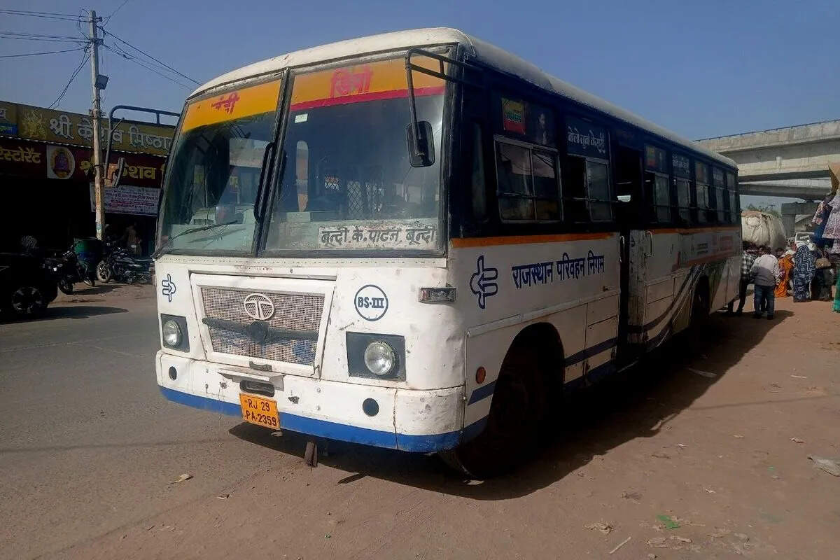 उपखंड में यातायात संकट, आधी से अधिक आबादी को नहीं मिल पा रहे साधन