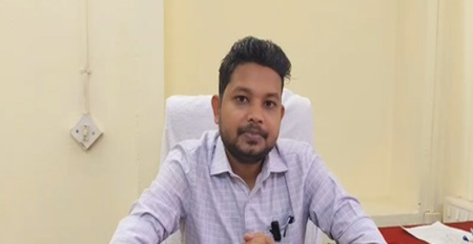 महासमुंद : कर्मचारी की मौत पर परिजनों का प्रदर्शन, फैक्ट्री प्रबंधन पर उठे सवाल