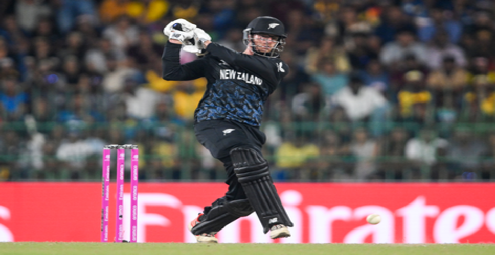 टी20 अंतरराष्ट्रीय क्रिकेट में मिचेल सेंटनर का अनूठा 'डबल', सिर्फ 6 खिलाड़ी कर सके ऐसा