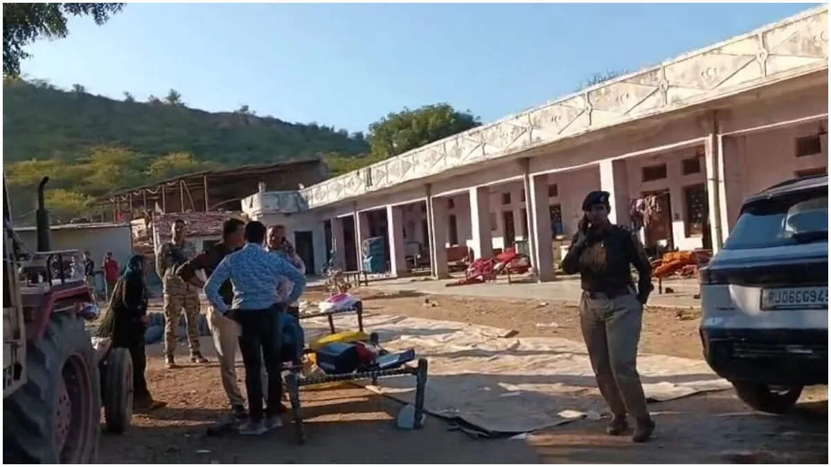 चित्तौड़गढ़ में ‘ब्रेकिंग बैड’ स्टाइल ड्रग फैक्ट्री का भंडाफोड़, 8 थानों की पुलिस ने मिलकर मारा छापा, नजारा देख दंग रह गये अफसर