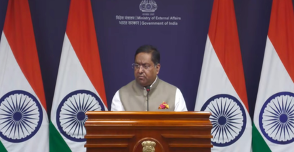 मिन आंग ह्लाइंग के दौरे पर भारत-म्यांमार मित्रतापूर्ण और सभ्यतागत संबंधों को आगे बढ़ाएंगे : विदेश मंत्रालय