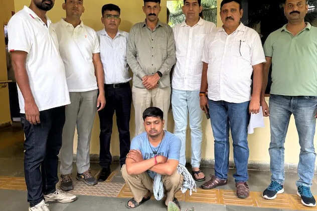 भरतपुर में जज के पिता और भाई की हत्या का आरोपी 15 साल बाद गिरफ्तार, वीडियो में जानें CBI ने रखा था 5 लाख का इनाम