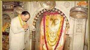 मेहंदीपुर बालाजी में सड़क हादसा: श्रद्धालुओं की कार को स्लीपर कोच बस ने मारी टक्कर, अफरा-तफरी का माहौल