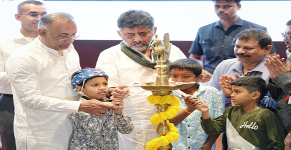 गारंटी कर्नाटक सरकार पर बोझ हैं, लेकिन लोगों को मेंटल स्ट्रेस नहीं देंगे: डीके शिवकुमार