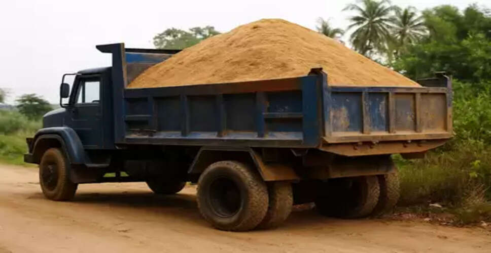 राजस्थान पुलिस ने रेत माफिया के खिलाफ की कार्रवाई, 5 एसएचओ निलंबित, 6 का तबादला