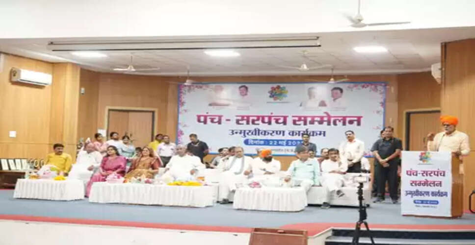 प्रहलाद पटेल ने मंदसौर में पंच-सरपंच सम्मेलन में हिस्सा लिया, बोले- जिले में बिछा विकास का जाल