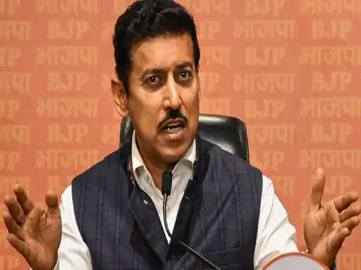 खेल मंत्री राज्यवर्धन की पहल: खिलाड़ियों को प्रोत्साहन राशि के लिए नहीं लगाने पड़ेंगे चक्कर, मोबाइल पर मिलेगा हर अपडेट