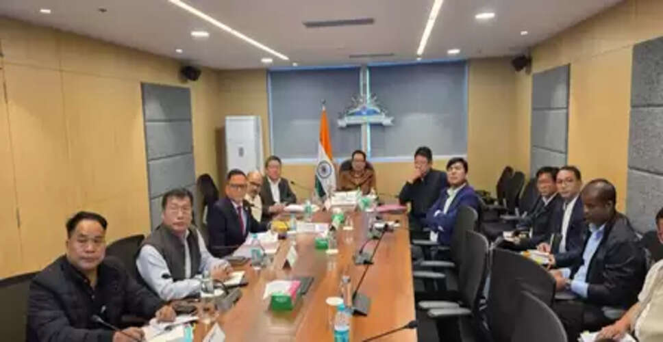 अरुणाचल के ऊर्जा रोडमैप को मजबूती, उपमुख्यमंत्री ने जलविद्युत परियोजनाओं की समीक्षा की