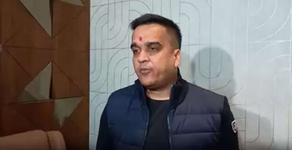 'विकसित गुजरात 2047' का विजन लेकर राज्य का प्रतिनिधिमंडल दावोस रवाना: हर्ष संघवी