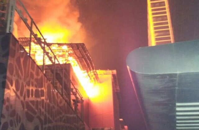 पाली में टेक्सटाइल फैक्ट्री में भीषण आग, वीडियो में देखें 7 दमकलों ने 6 घंटे की मशक्कत के बाद पाया काबू