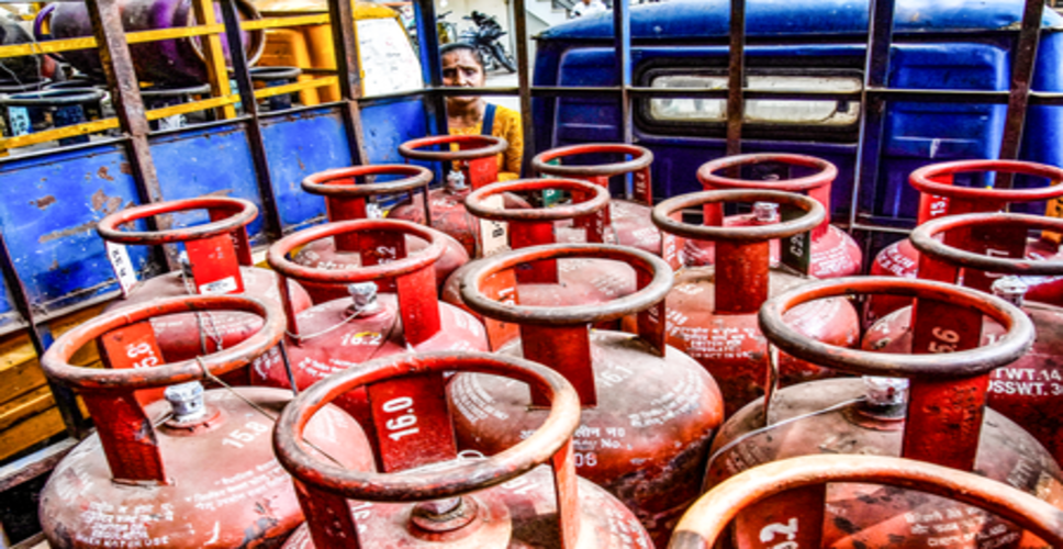 देश में 25,605 एलपीजी डिस्ट्रीब्यूटर्स; 17,677 ग्रामीण क्षेत्रों में: सरकार