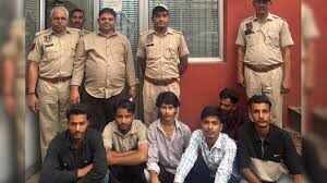 जयपुर में फिल्मी स्टाइल किडनैपिंग, युवक को मारपीट कर कार में डाला, वीडियो में देंखे पुलिस शिकायत की जानकारी मिलते ही रोड किनारे छोड़कर फरार