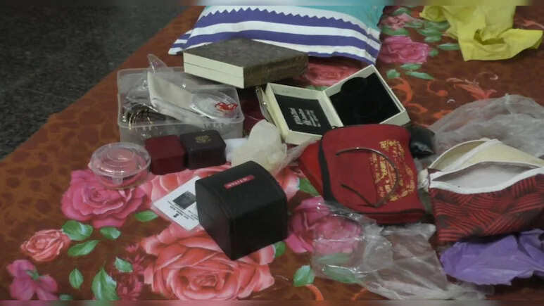 र‍िटायर्ड ड‍िप्‍टी जेलर के घर चोरी, 10 तोला सोना और एक क‍िलो चांदी के गहने उड़ाए