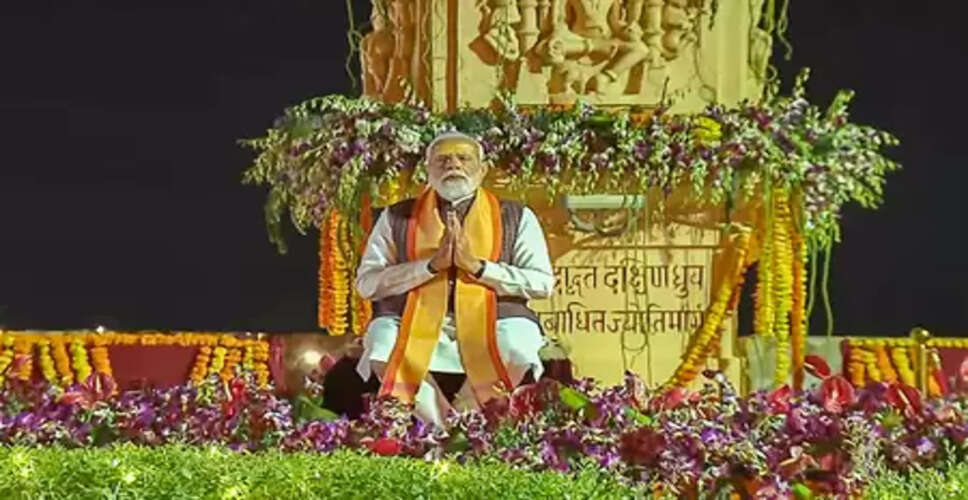 सोमनाथ शाश्वत दिव्यता का प्रतीक: प्रधानमंत्री नरेंद्र मोदी