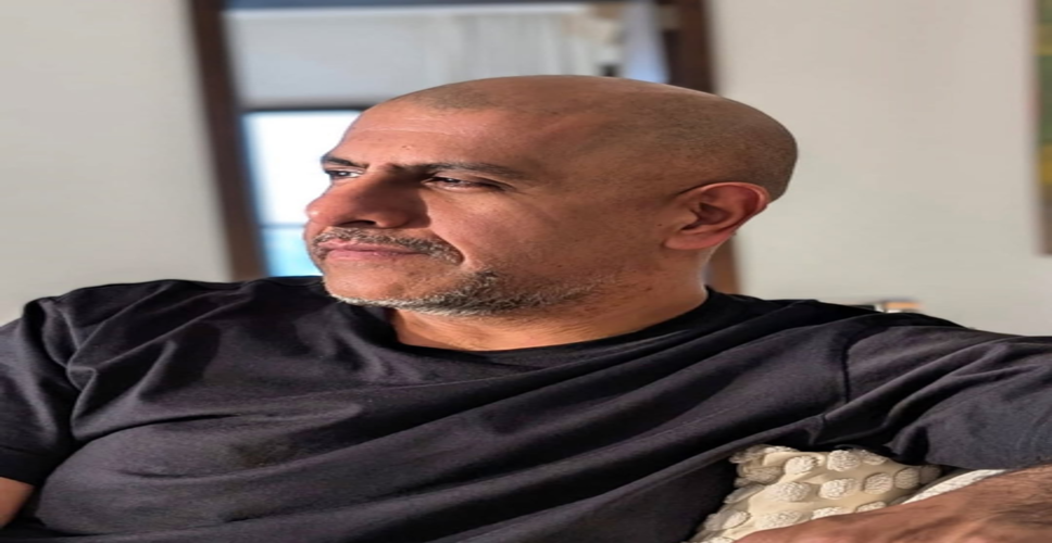 दमदार आवाज ही नहीं, लेखनी में भी उस्ताद हैं विशाल ददलानी, वीडियो साझा कर किया साबित