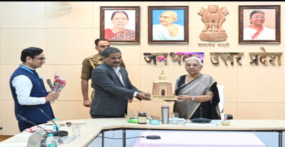 नारी अपनी शक्ति पहचान ले तो &lsquo;नारायणी&rsquo; बन जाती है: राज्यपाल आनंदीबेन पटेल