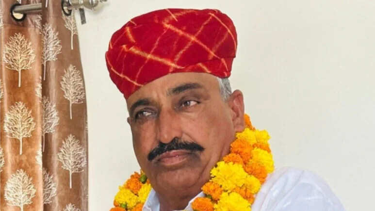 बीजेपी विधायक रेवंत राम डांगा की गाड़ी पर जानलेवा हमला, टक्कर मारकर भाग रहे तीन आरोपी हिरासत में