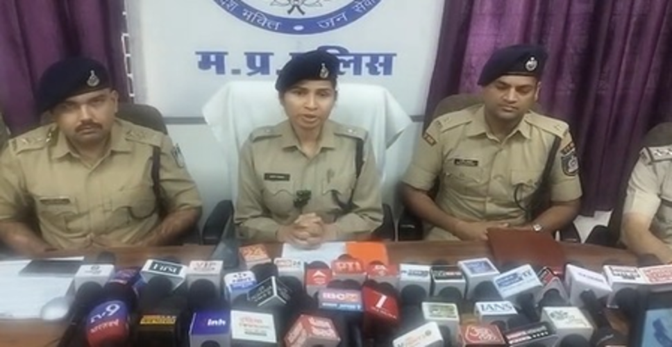 रीवा: चोरी के दौरान पकड़े जाने पर महिला की निर्मम हत्या, कटे जूते से आरोपी तक पहुंची पुलिस