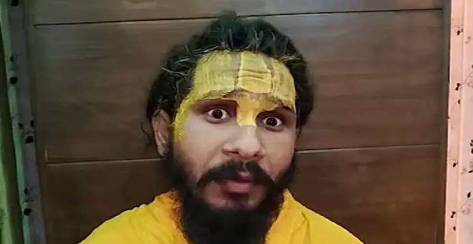 बांग्लादेश में हिंदुओं से बर्बरता पर फूटा अयोध्या के संत समाज का गुस्सा, केंद्र से की हस्तक्षेप की अपील