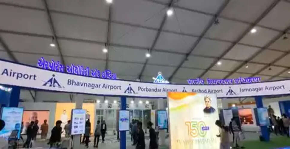 रीजनल वाइब्रेंट समिट में एएआई के आकर्षक स्टॉल पर हवाई क्षेत्र की कार्यप्रणाली से रूबरू हुए लोग : इंद्र मोहन