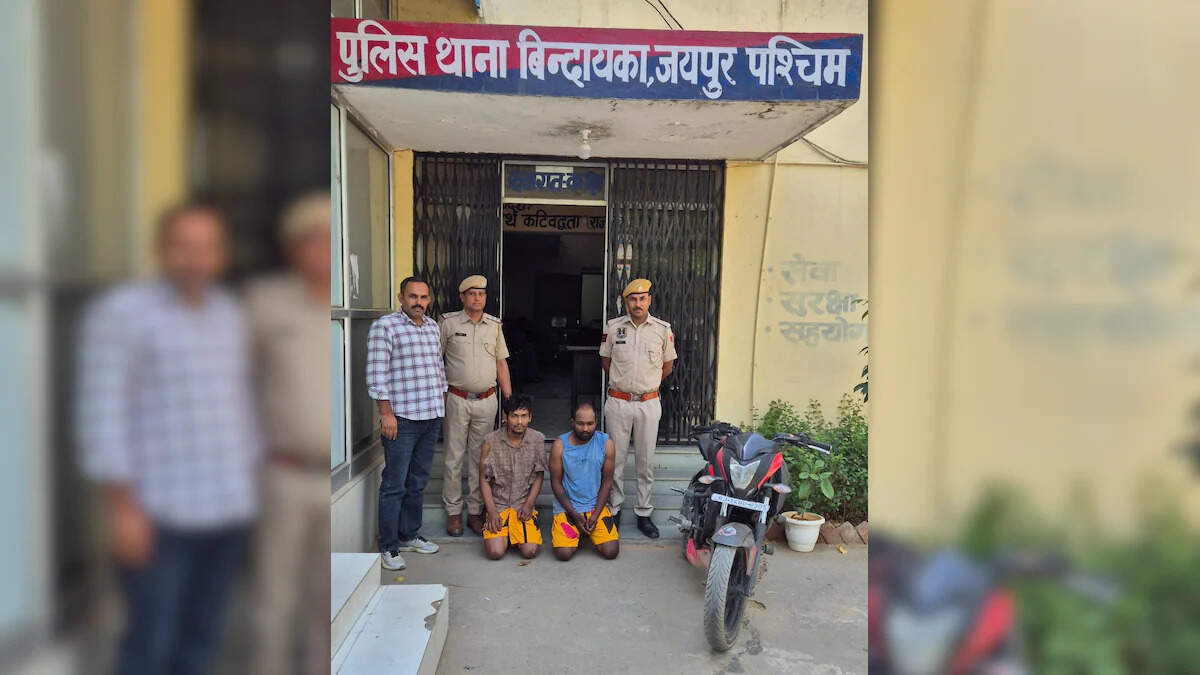 जयपुर में नकबजनी गिरोह का पर्दाफाश, वीडियो में देखें रामनगरिया थाना पुलिस ने 3 आरोपियों को किया गिरफ्तार, चोरी का माल बरामद