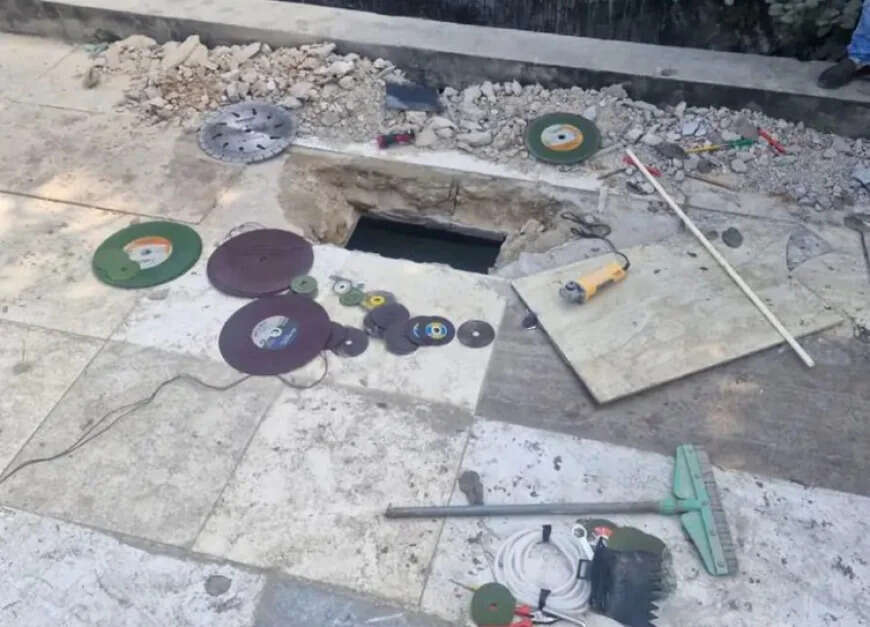 वीडियो में देखें अजमेर में बैंक ऑफ बड़ौदा की सावर शाखा में बड़ी चोरी, छत तोड़कर लॉकर रूम तक पहुंचे चोर