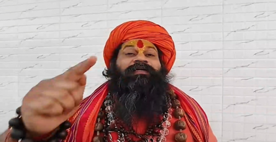 मुंबई में धर्म पूछकर चाकू मारने का मामला: अयोध्या के साधु-संत आक्रोशित, जुबेर का एनकाउंटर करने की मांग