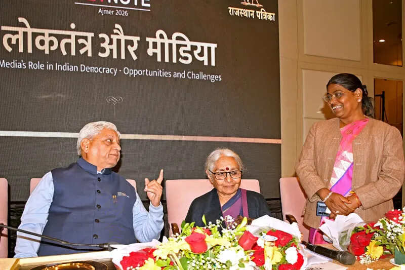 सामाजिक कार्यकर्ता अरुणा रॉय ने पत्रिका के योगदान को याद किया