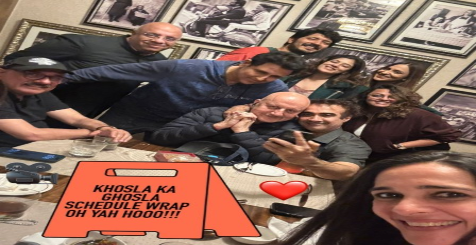 तारा शर्मा ने शेयर की 'खोसला का घोसला 2' की झलक, पुरानी कास्ट के साथ दिखी शानदार बॉन्डिंग