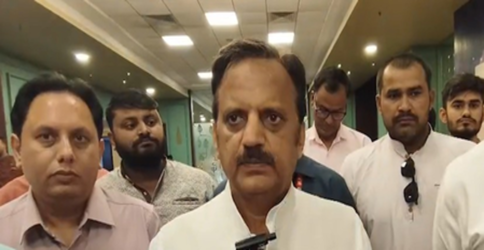 पीएम मोदी ने देश की महिलाओं को सशक्त करने का निर्णय लिया: राजेंद्र शुक्ला