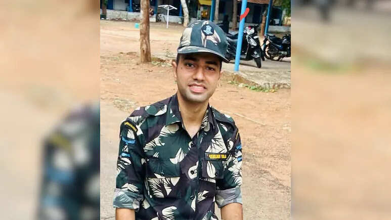 झुंझुनूं में भारतीय वायु सेना के जवान की आर्मी अस्पताल में मौत, गार्ड ऑफ ऑनर से हुई अंतिम विदाई