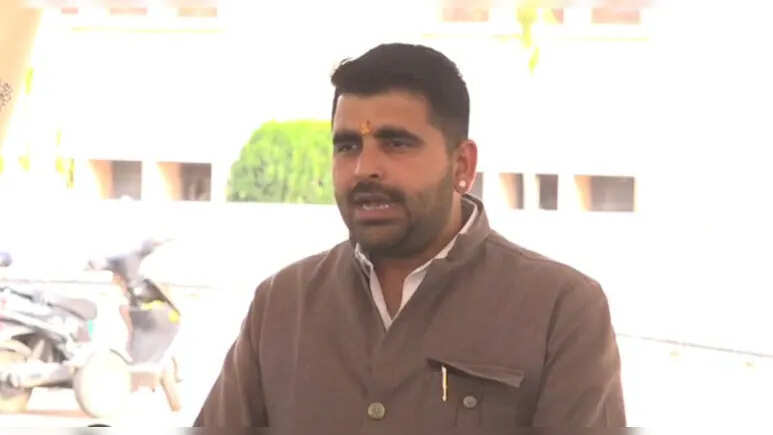 "राशन का गेहूं कैंसर का एक बड़ा कारण", रविंद्र सिंह भाटी बोले- गेहूं की क्वालिटी को देखना चाहिए